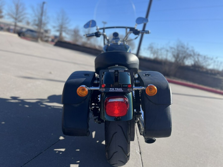 2015 Harley-Davidson® SuperLow® XL1200T Deep Jade Pearl/Vivid Black 402604