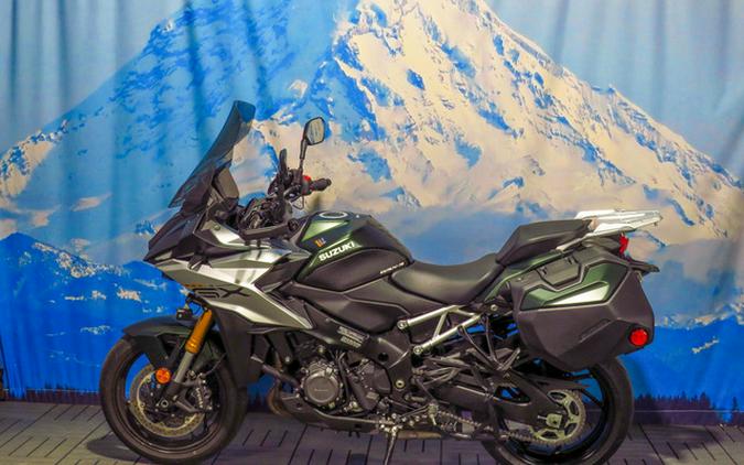 2024 Suzuki GSX-S 1000GX Plus