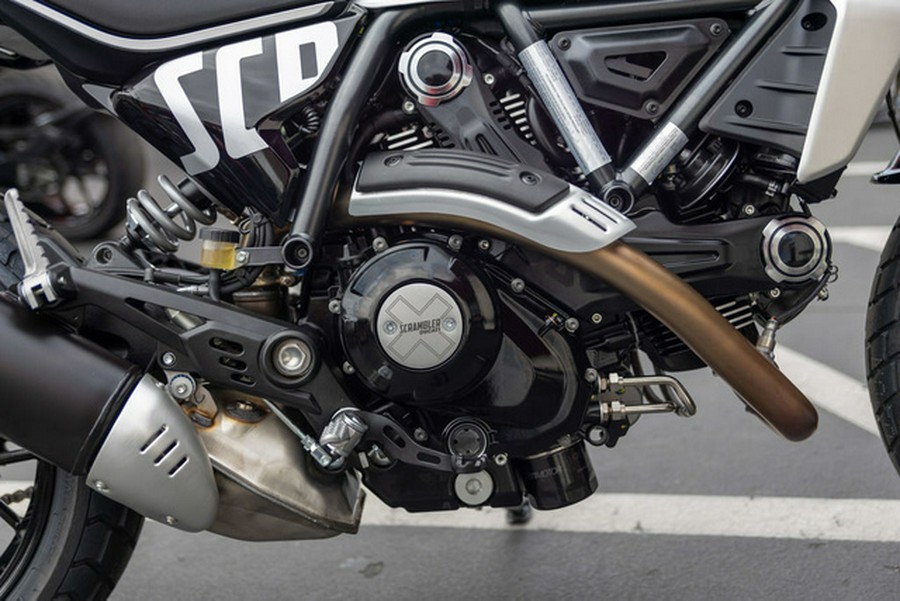 2025 Ducati Scrambler Icon Thrilling Black