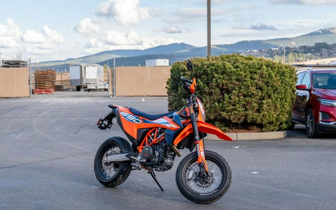 2024 KTM SMC 690 R