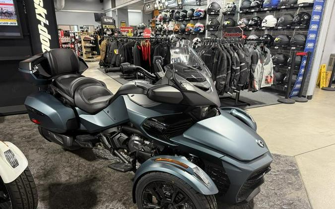 2026 Can-Am® Spyder F3 Limited Dark