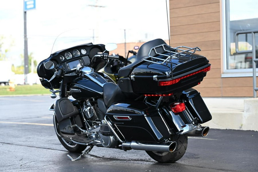 2017 Harley-Davidson® FLHTCU - Electra Glide® Ultra Classic®