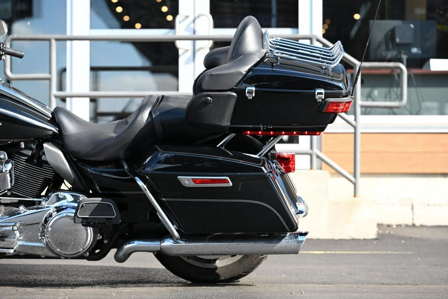 2017 Harley-Davidson® FLHTCU - Electra Glide® Ultra Classic®
