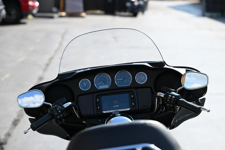 2017 Harley-Davidson® FLHTCU - Electra Glide® Ultra Classic®