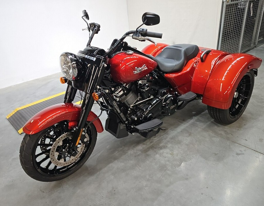 FLRT 2025 Freewheeler®