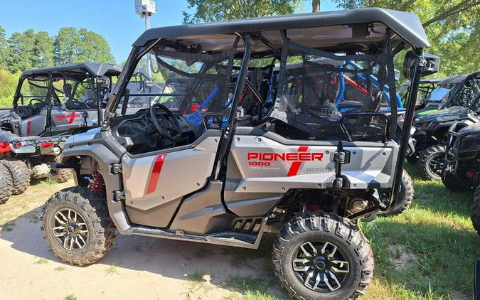 2025 Honda® SXS10M5SES