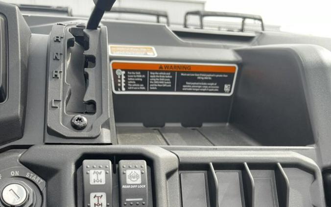 2026 Can-Am Defender MAX DPS HD7