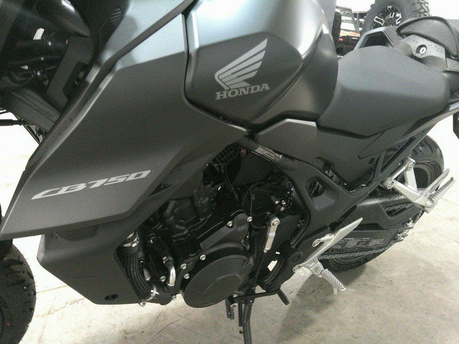 2025 Honda CB750 Hornet Base