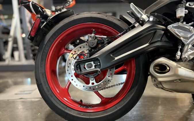 2026 Triumph Trident 660 Triple Tribute