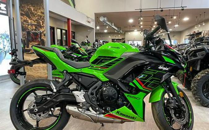 2024 Kawasaki Ninja 650 KRT Edition ABS