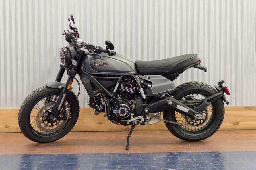 2023 Ducati Scrambler Nightshift Aviator Grey