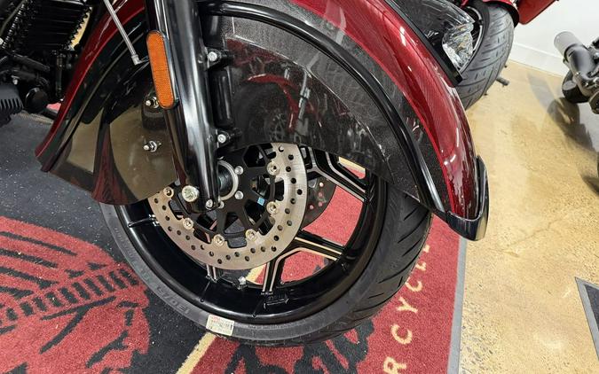 2026 Indian Motorcycle® Roadmaster 125th Anniversary Edition 125th Anniversary Red with Black Cryst