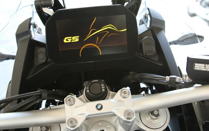 2026 BMW Motorrad F 900 GS Adventure Blackstorm Metallic