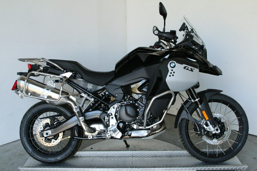2026 BMW F 900 GS Adventure