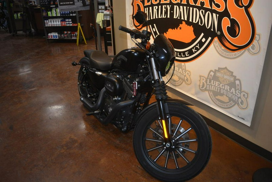 2015 Harley-Davidson® XL883N - Sportster® Iron 883™