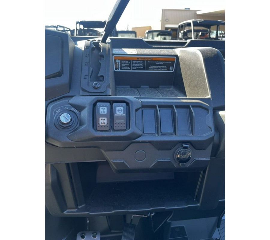 2026 Can-Am Defender DPS HD7