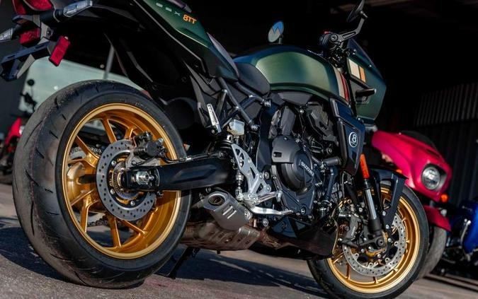 2026 Suzuki GSX-8TT