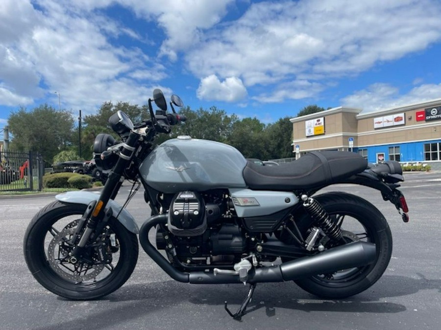 2026 MOTO GUZZI V7 Sport GRIGIO LARIO