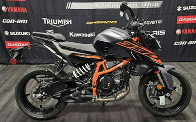 2026 KTM 390 DUKE, BLACK B.D.