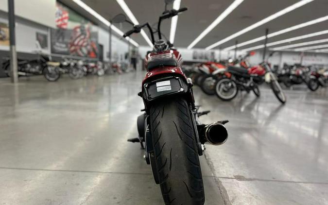 2018 Harley-Davidson® FXFB - Softail® Fat Bob®