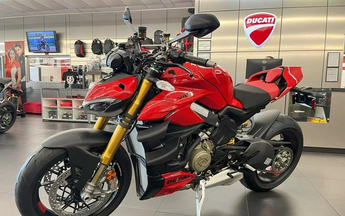 2024 Ducati Streetfighter V4 S Red