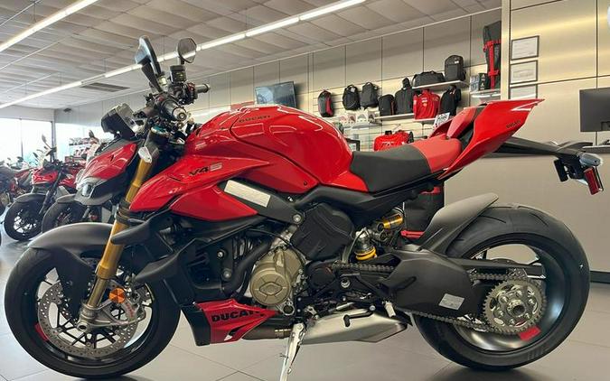 2024 Ducati Streetfighter V4 S Red