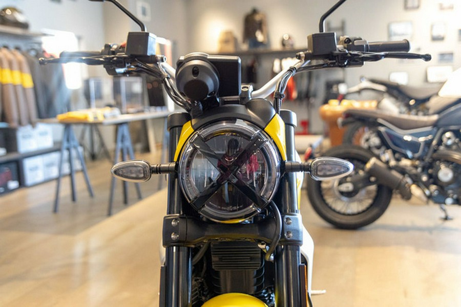 2025 Ducati Scrambler Icon 62 Yellow