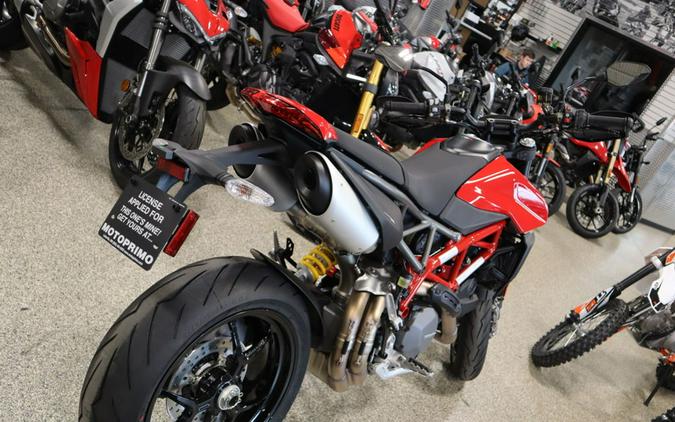2025 Ducati Hypermotard 950 Ducati Red