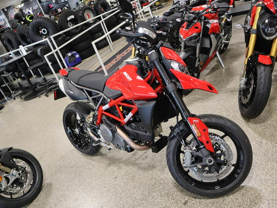 2025 Ducati Hypermotard 950 Ducati Red