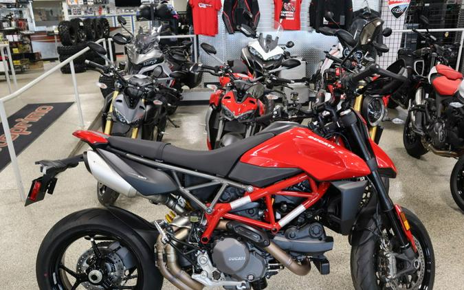 2025 Ducati Hypermotard 950 Ducati Red