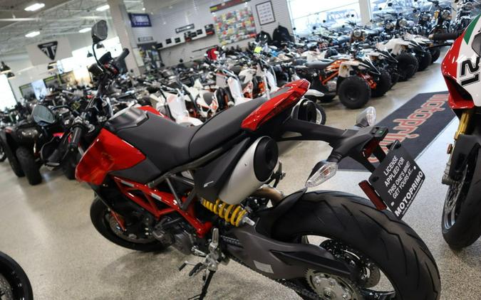 2025 Ducati Hypermotard 950 Ducati Red