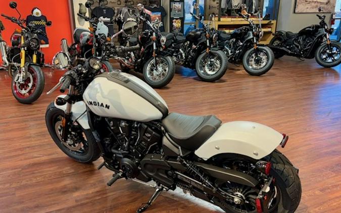 2025 Indian Motorcycle® Scout® Sixty Bobber Limited Ghost White Metallic Smoke