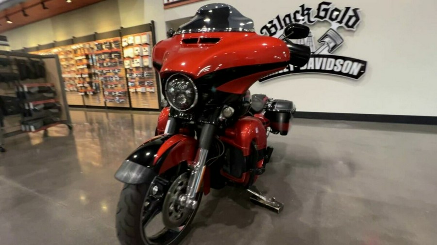 2017 Harley-Davidson CVO Street Glide