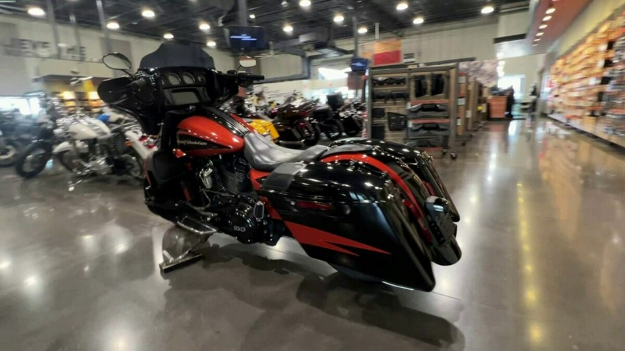 2017 Harley-Davidson CVO Street Glide