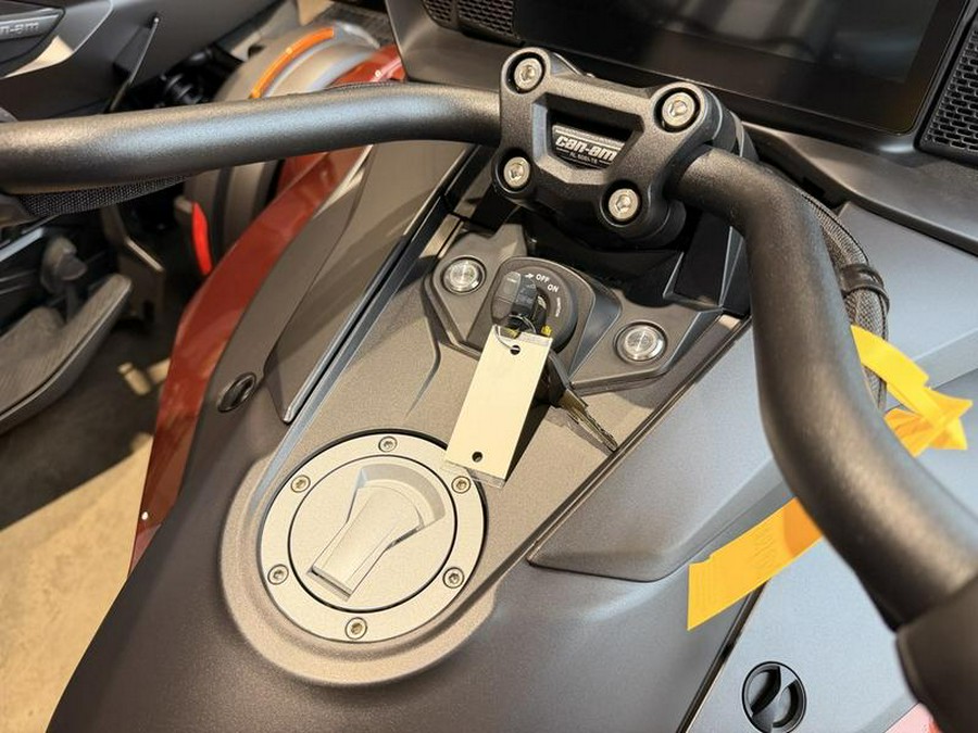 2026 Can-Am® Spyder F3 Limited Special Series