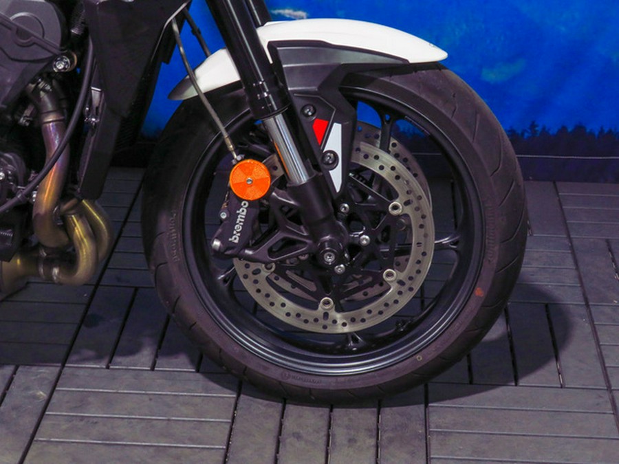 2024 Triumph Street Triple 765 R Crystal White R