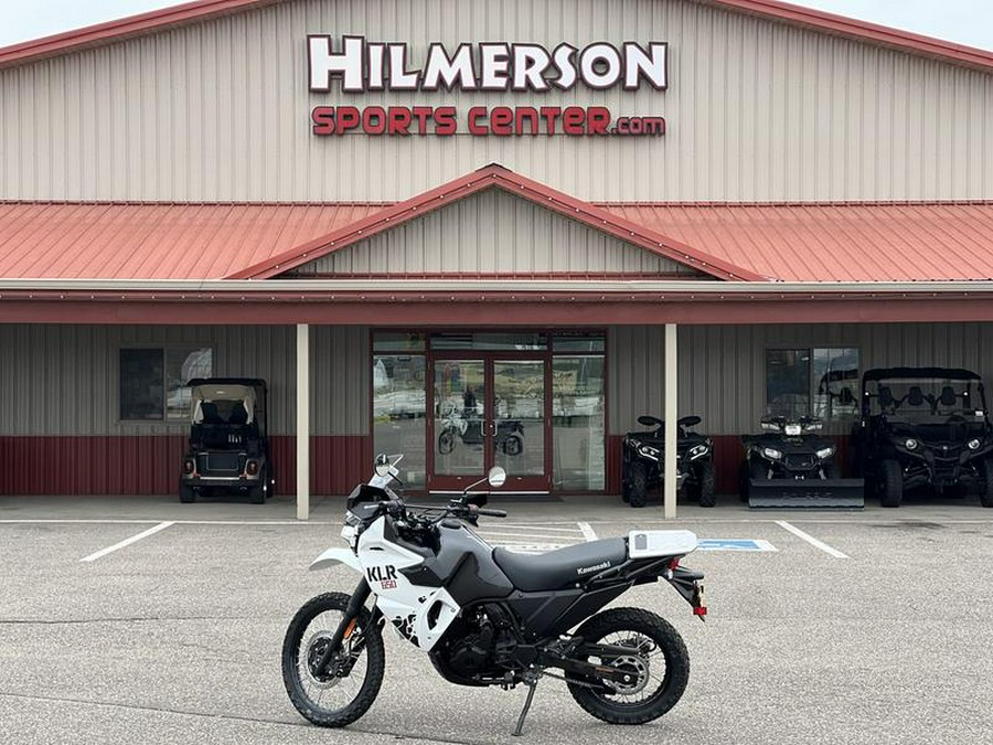 2025 Kawasaki KLR®650 Pearl Crystal White/Metallic Carbon Gray