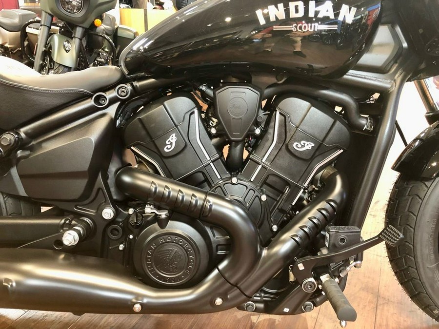 2025 Indian Motorcycle® Scout® Bobber Black Metallic