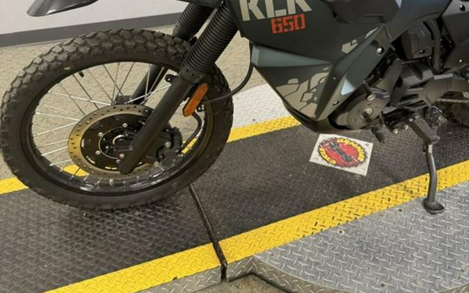 2025 Kawasaki KLR®650 Metallic Matte Old School Green