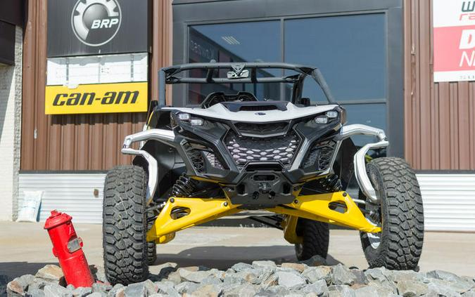 2024 Can-Am® Maverick R 999T DCT