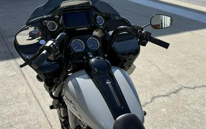 2024 Harley-Davidson Road Glide® 3