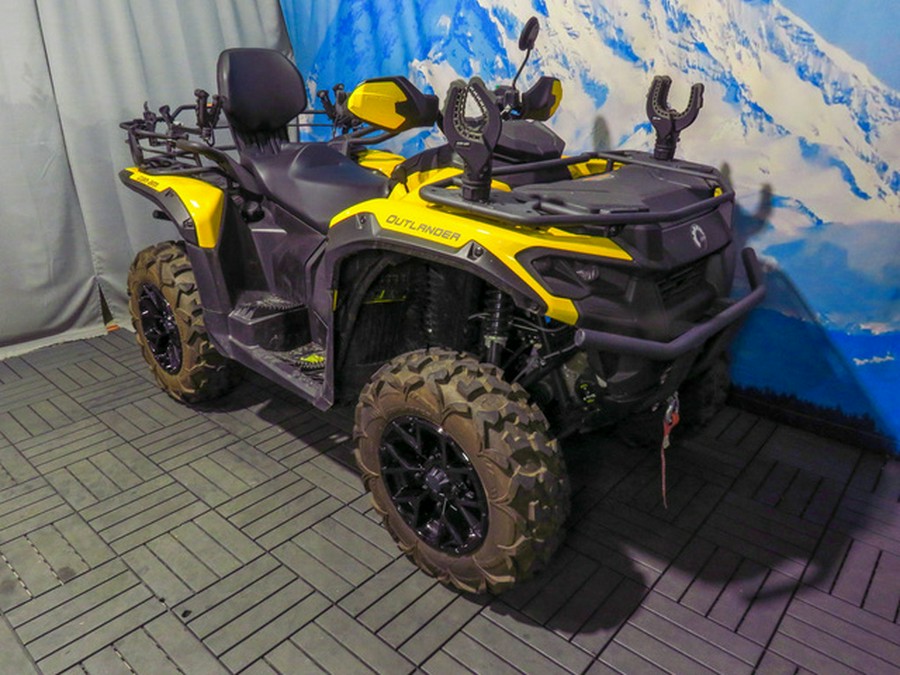 2024 Can-Am Outlander MAX XT 700