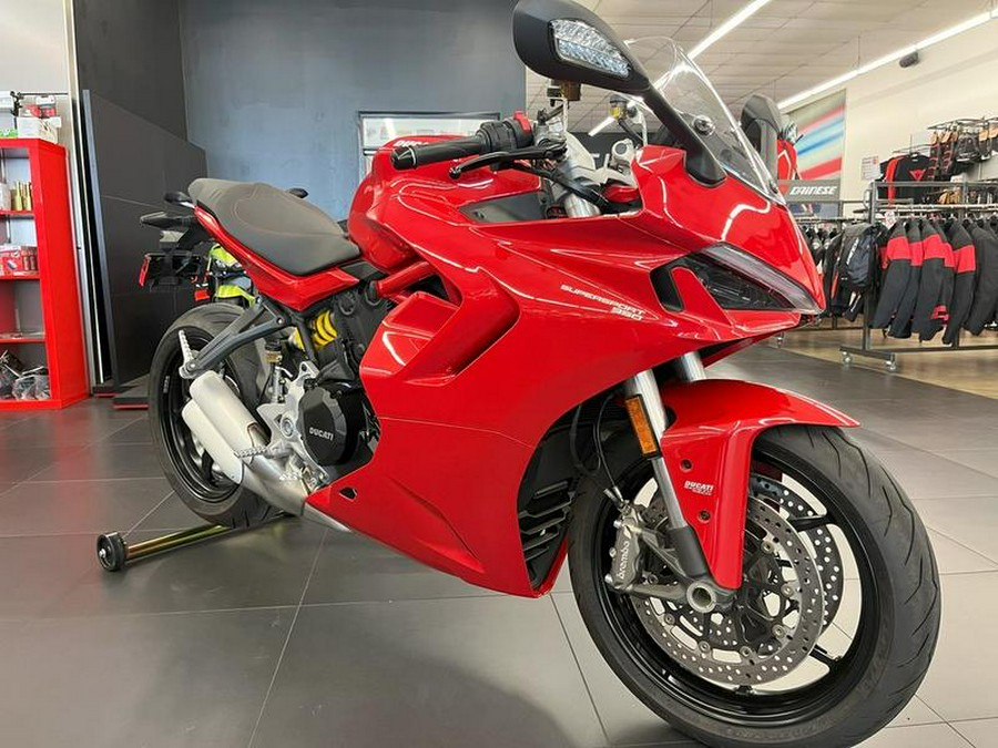 2024 Ducati Supersport 950 Red