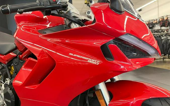 2024 Ducati Supersport 950 Red