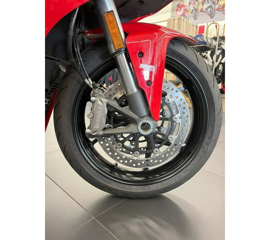 2024 Ducati Supersport 950 Red