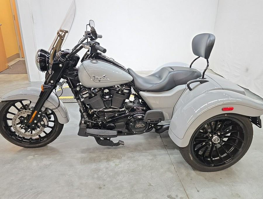 FLRT 2025 Freewheeler®