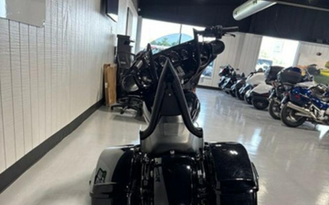 2019 Harley-Davidson FLHXS - Street Glide Special