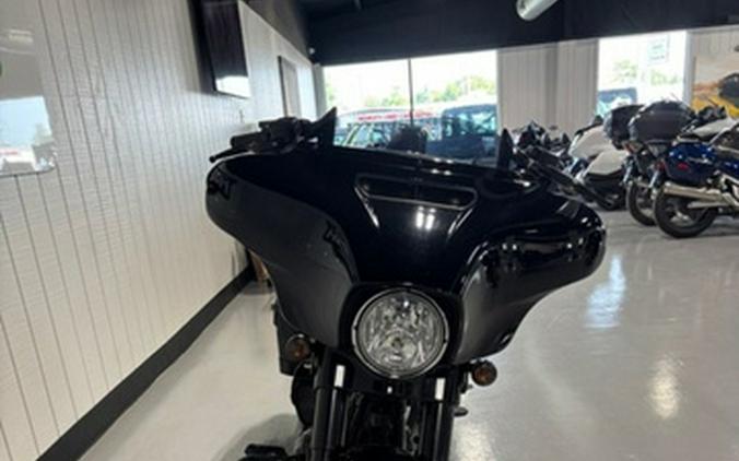 2019 Harley-Davidson FLHXS - Street Glide Special