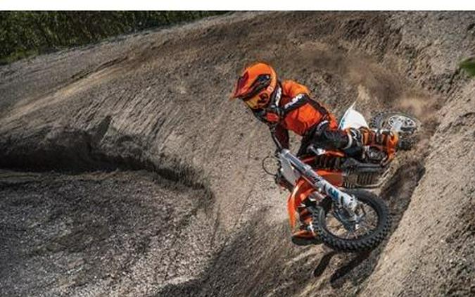 2020 KTM SX-E 5