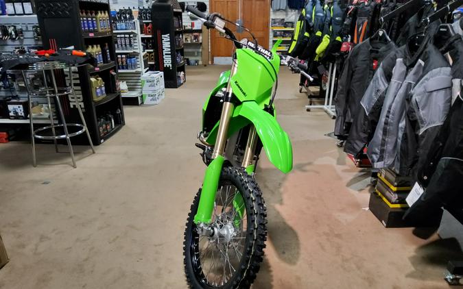 FIRST LOOK! 2024 KAWASAKI KX250, KX112, KX85 & KX65 MODELS